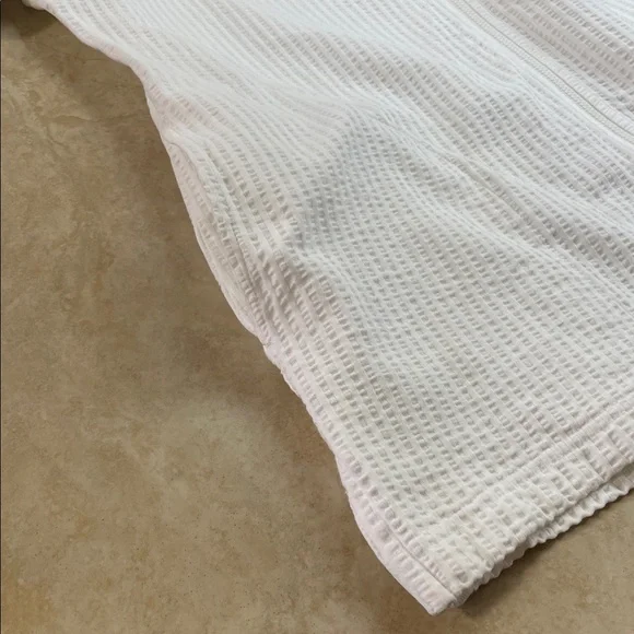 L.L. Bean White Waffle Knit Zip Hoodie 100% Peruvian Cotton Medium Women’s - Picture 5 of 10